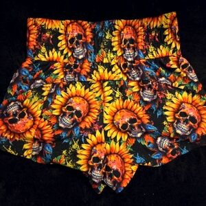 CVG Daydream Shorts M CONSTANTLY VARIED GEAR